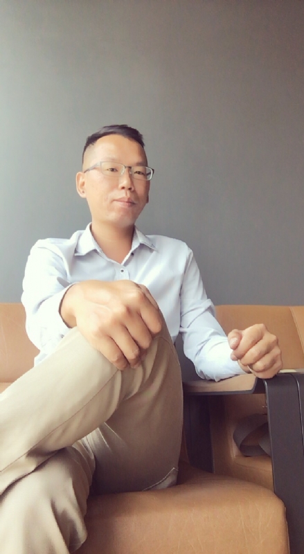 LI的第一张照片--台中残疾人相亲网