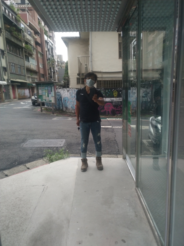隱姓埋名的第二张照片--台中残疾人相亲网