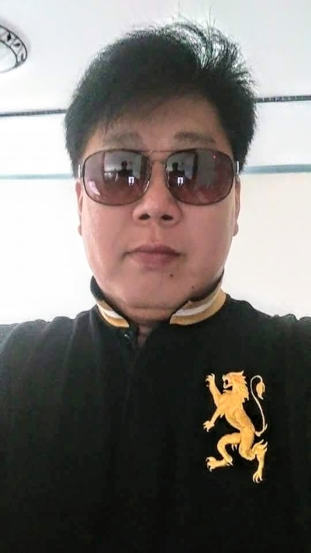 含笑半步癲的第三张照片--台中残疾人相亲网