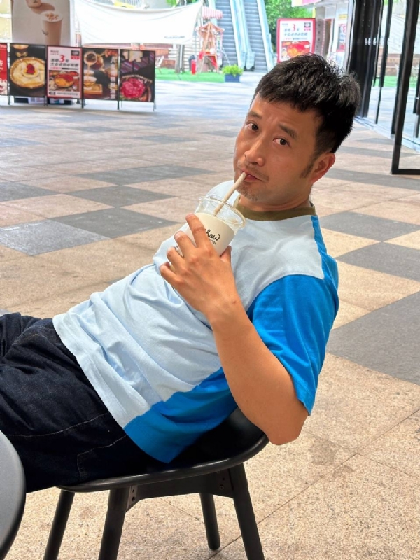 生而为人的第一张照片--台中残疾人相亲网